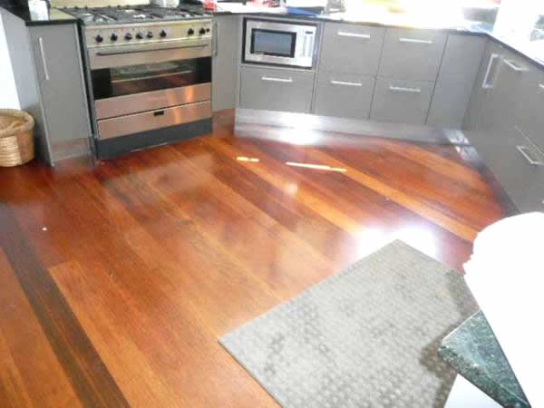 varnished kitchen floor